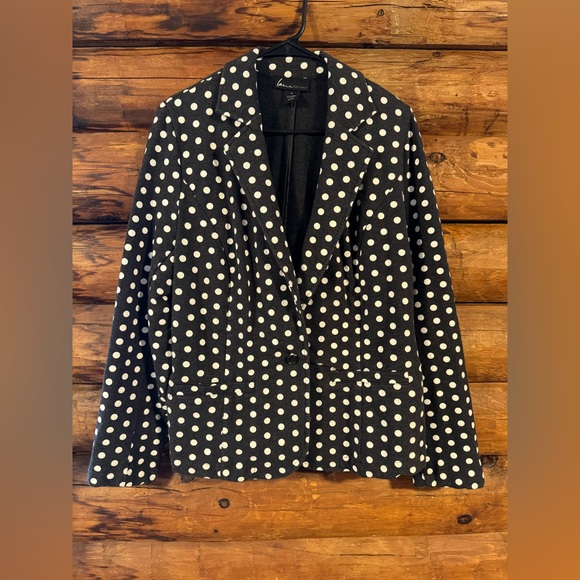 Lane Bryant Jackets & Blazers - Lane Bryant size 16 White & charcoal Gray tshirt Blazer